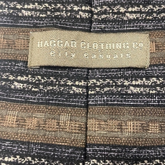 HAGGAR silk tie - Picture 4 of 4